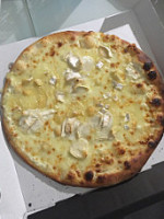 Pizza des Lys food
