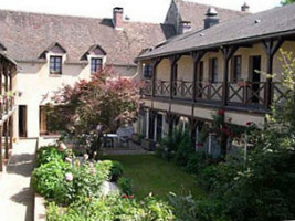 Le Relais du Chateau food