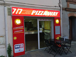 Pizza Way inside