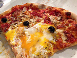Pizz A Bruno food