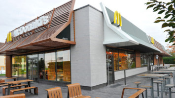 Mcdonald's outside