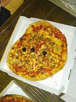 Pizzeria Jenini food