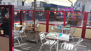 Le Central Brasserie Pizzeria Creperie food