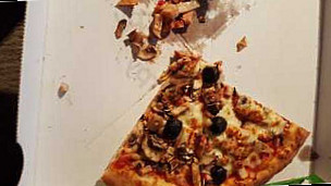 Univers Pizza food