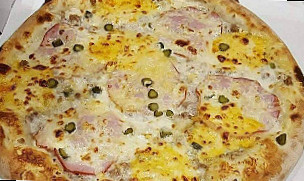 PIZZA FLORIO food