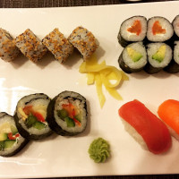 Nigui Sushi food