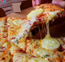 Domino's Pizza Villeneuved'ascq food