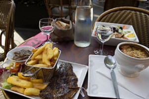 Le Biarritz food