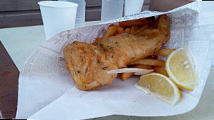 Le Merluchon Fish Chips food