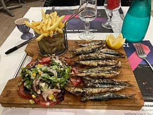 restaurant image