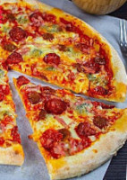 Hop'la Pizza Saint-cyr-en-val food
