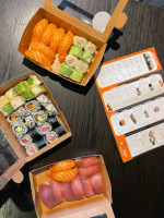 Select Sushi Narbonne inside