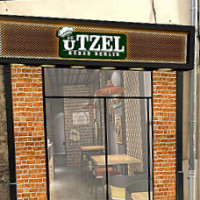 Utzel Kebab Berliner inside