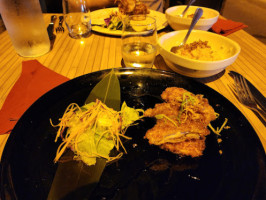 Tanoshi Asia Grill food