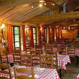 L Auberge De La Croix D’augas food