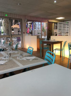Restaurant Le Bleu Lounge Bar Cave A Vins Surfshop Leucate La Franqui inside