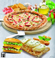 Presto Pizza food