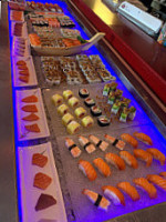 Le Sushi D'or food