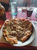 Pizzeria Gino food