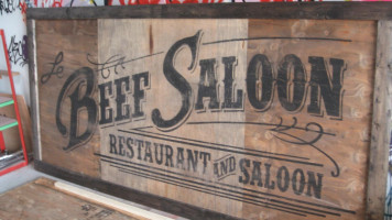 Le Beef Saloon food