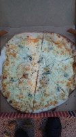 Mathys Pizza food