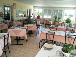 Le Pré Vouillac food