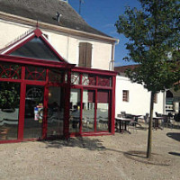 Café Du Foirail food