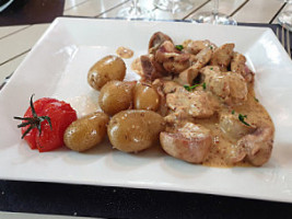 Les Terrasses Du Champ De Bataille food