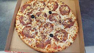 Antonio Pizza food