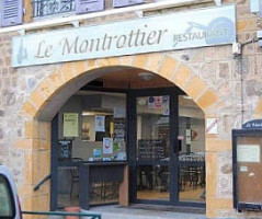 Le Montrottier outside