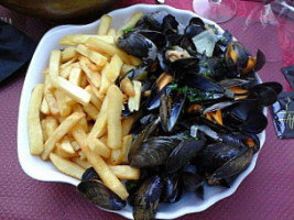 Aux Saveurs De La Mer food