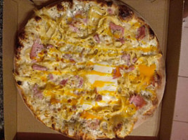La Pizza Gino food