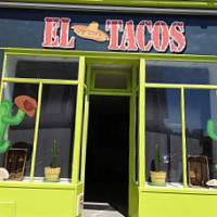 El Tacos outside