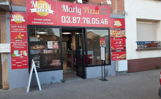 Marly Pizza 57 outside