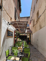 La Cuisine Du Marché food