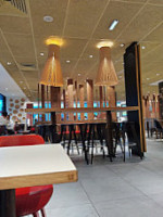 Mcdonald's Saint Mard inside