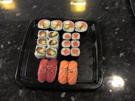 Koni Sushi food