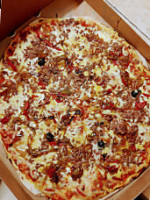Pizza Pizza's food