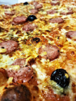 Pizza Zazza food