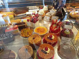 Boulangerie Patisserie De L'avenir food