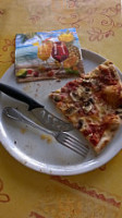 Dita Von Pizz' food