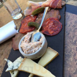 Porte Saint-Pierre Food