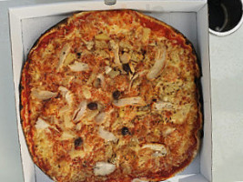 Gargantua Pizza food