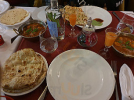 Taj Mahal Port Camille Rayon food