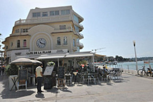 Le Cafe De La Plage menu