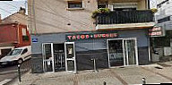 Tacos Burger outside