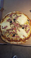 Bacus Pizza food