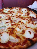 Pizza Presto Saintes food