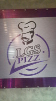 Lgs Pizz outside