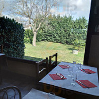 Le Relais De La Sanne food